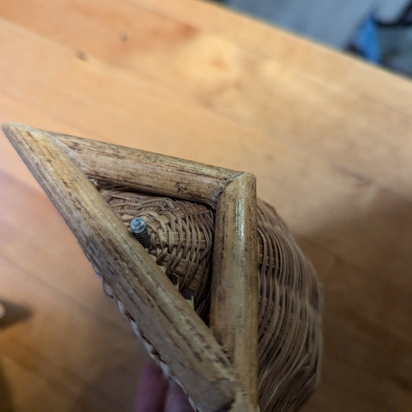 Woven Wicker Straw Baskets Wall Wooden Mount Set of Three Home Decor - Picture 5 of 11